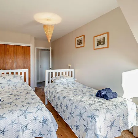 בית נופש 2 Bed In 94052