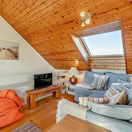 Semesterbostad 2 Bed In 94052 Haverigg